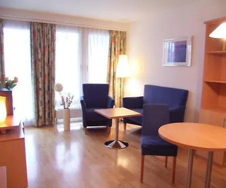 Topdomizil Apartments Checkpoint Plaza Berlin Room photo